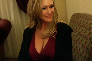 女s玩绿奴视频vk
